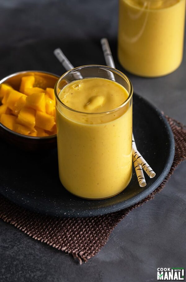 MANGO LASSI (GLASS)