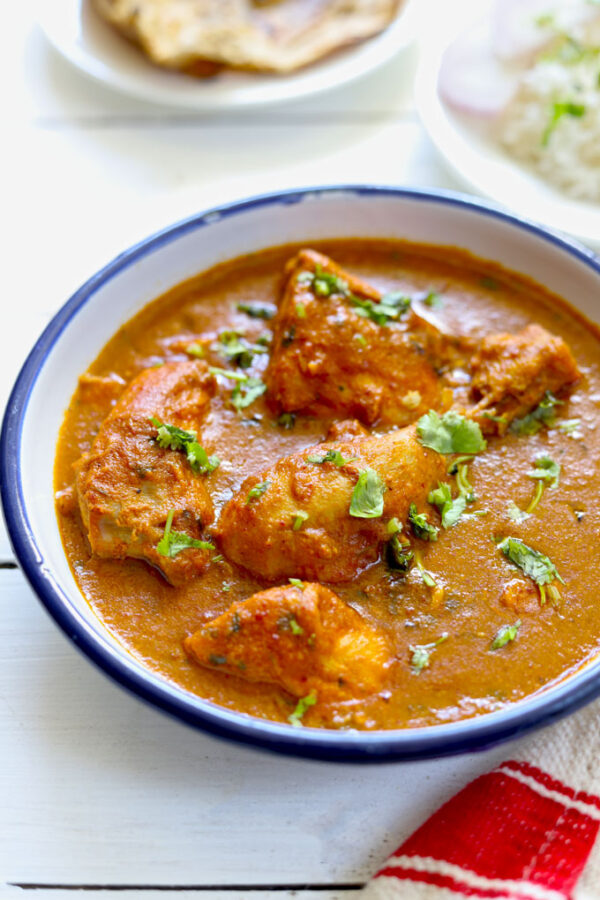 CHICKEN CURRY